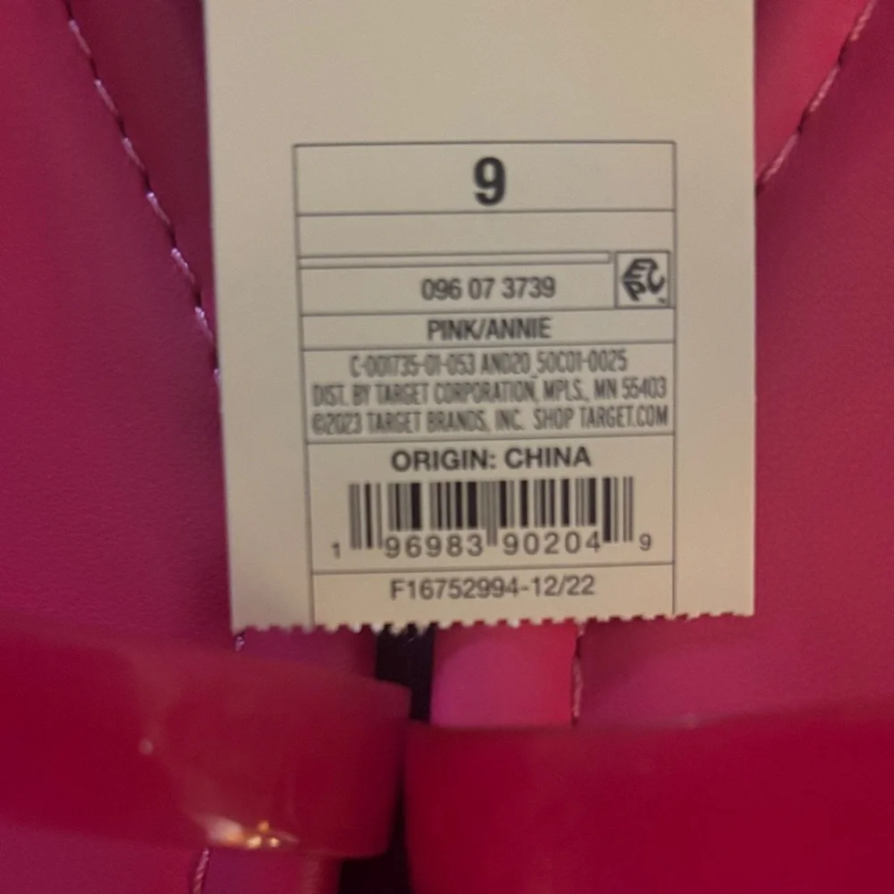 A New Day Women's Bright Pink Sandals - Picture 4 of 4